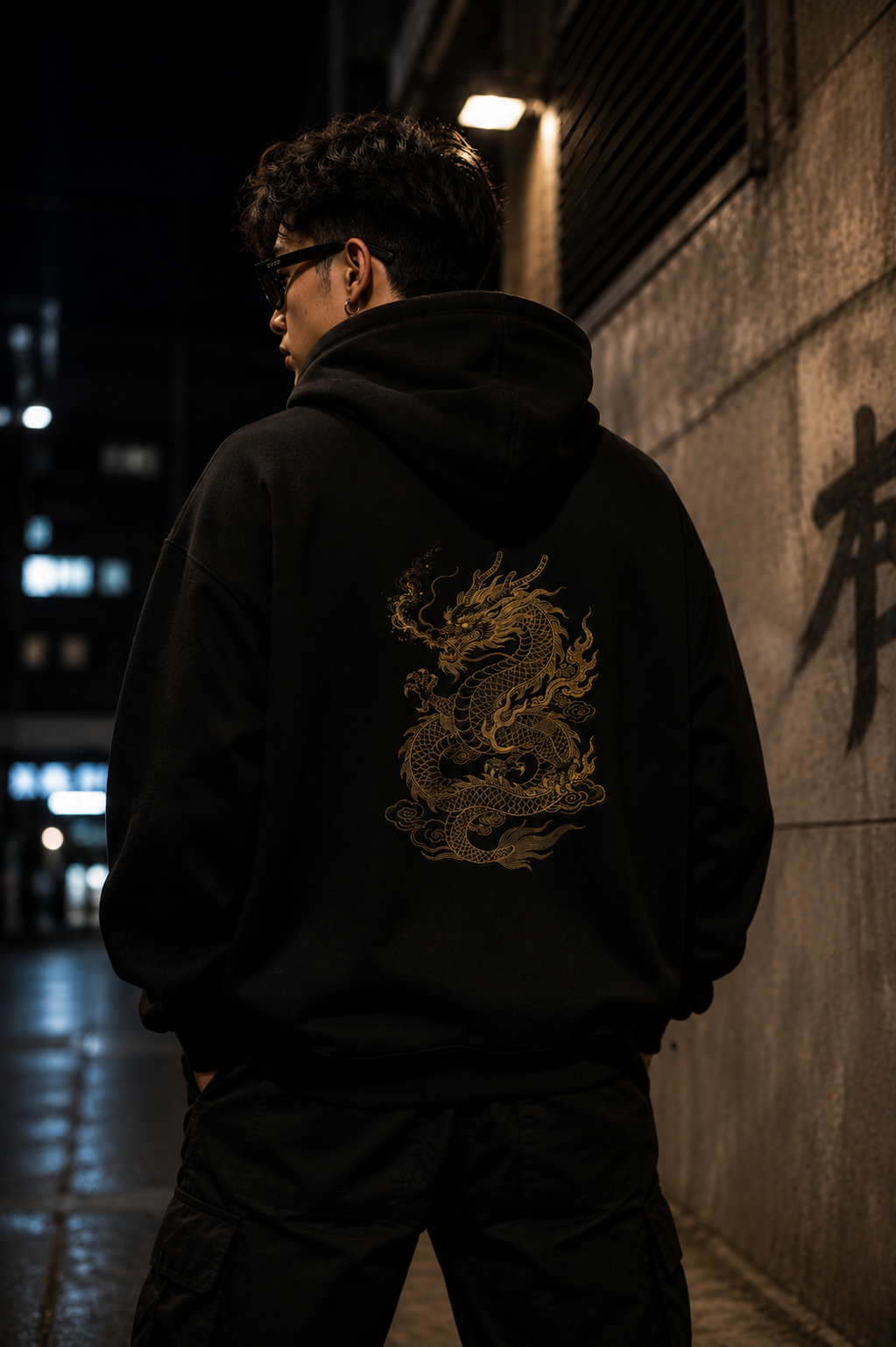 Dragon Embroidered Hoodie – Oversized Streetwear